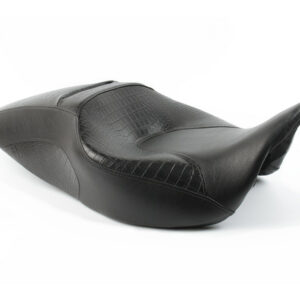 HARLEY-DAVIDSON FLH/FLT 2008+, FASTBACK, BLACK CROCODILE, TOPSTITCH.
