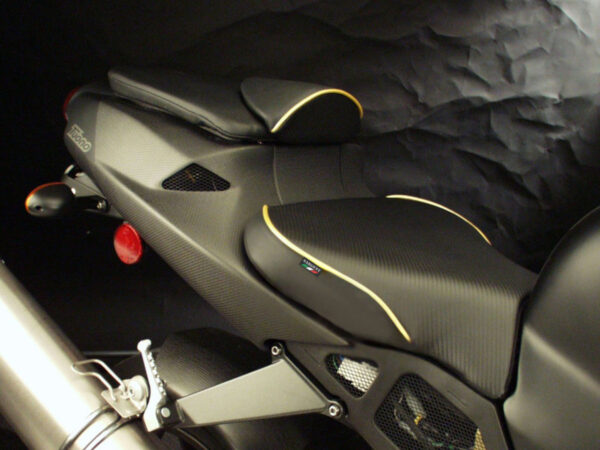 APRILIA TUONO R 02 FRONT SEAT PACKAGE WITH 2-PC REAR SEAT, CFX, MATCHING REAR COVER. - Image 2