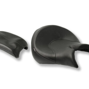VICTORY OCTANE, REGULAR HEIGHT, BADLANDS BLACK, DOUBLE WHITE STITCH, SOLO FRONT SEAT WITH MATCHING REAR COVER AND STRAP.